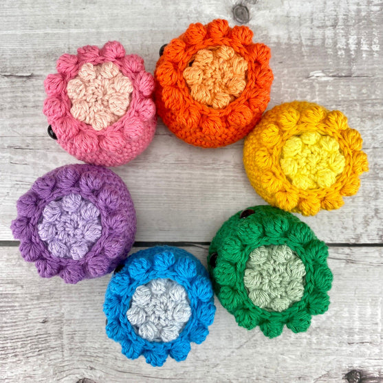 

Tiny Secret - Blekksprut
4