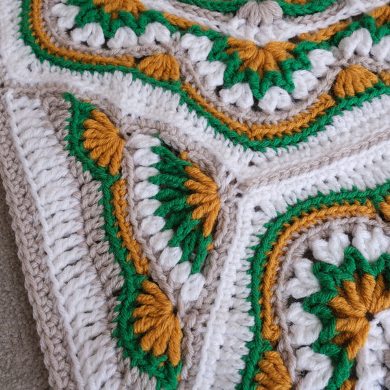 

Hygge - Blanket
8