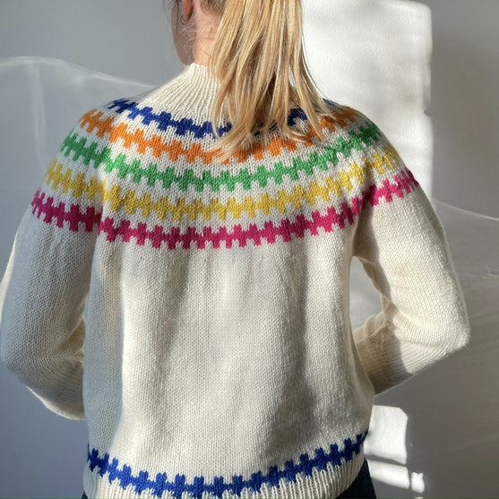 

Easy Edgy Sweater - Genser
3