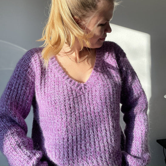 

Easy Evening Sweater - V-edition
1