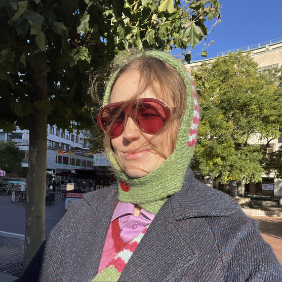 

Button Bonnet - Kyse
2