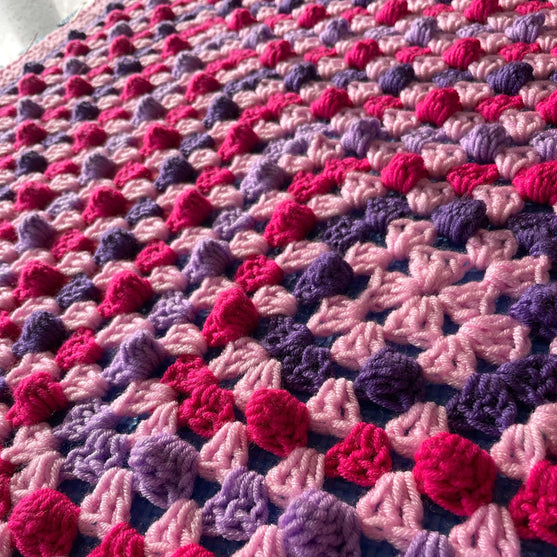 

Bella’s Bobble Granny Square - Teppe
4