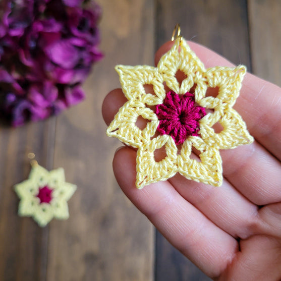 

June Bloom - Øredobber
5