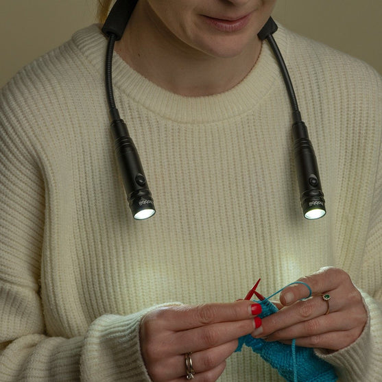 

Nakkelampe Deluxe - Svart - Hobbii
3