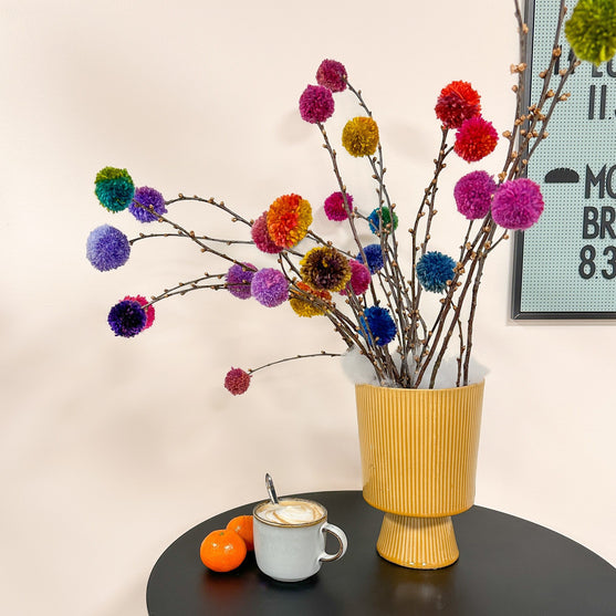 

Hoop Pompon Maker - Hobbii
8