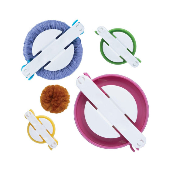 

Wave Pompon Maker - Hobbii
1