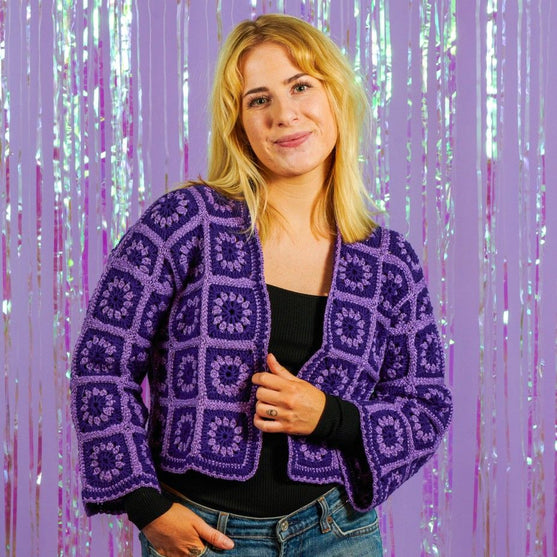 

Sparkling Daisy - Cardigan
2