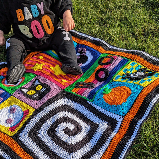 

Baby Boo Blanket - Halloween Babyteppe
3
