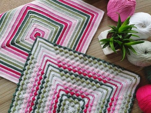 

KaleidoBobble - Pute
3